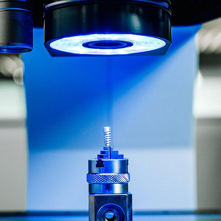 Optical coordinate measuring machines