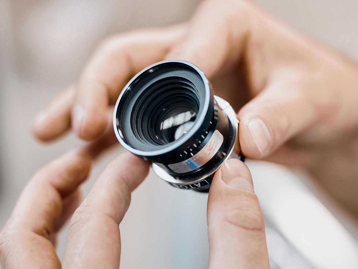 Metrology-grade lenses