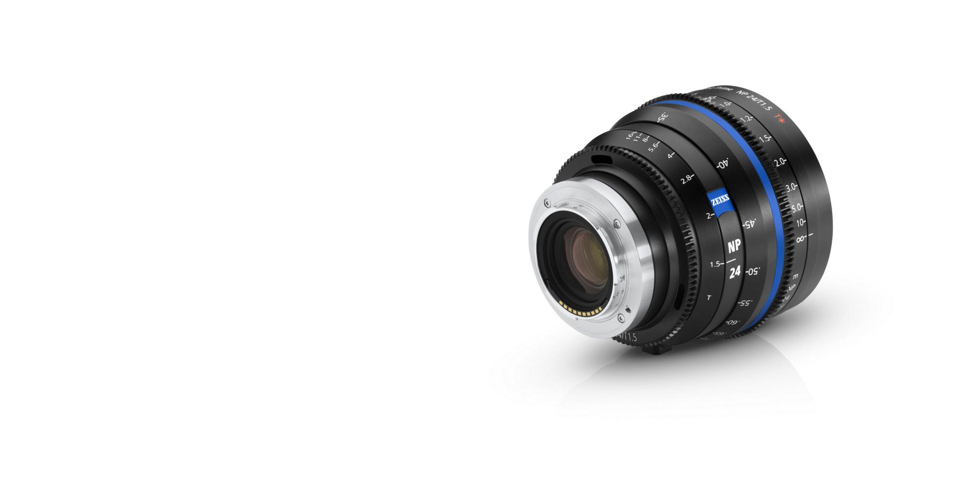 Professional cine lens with ZEISS branding featuring precise focus and aperture markings, displayed on a white background.