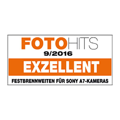 Award badge from FOTOHITS magazine, issue 09/2016, rating ZEISS prime lenses for Sony A7 cameras as "EXZELLENT".