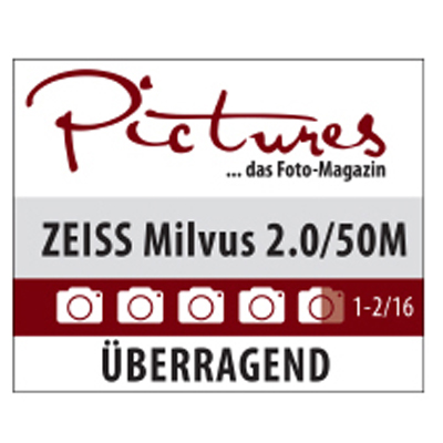 Award graphic from "Pictures – das Foto-Magazin" rating the ZEISS Milvus 2.0/50M lens as "ÜBERRAGEND" (outstanding) with five out of five camera icons.
