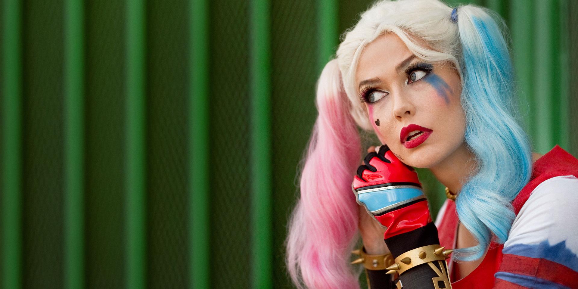 A vibrant cosplay portrait captures intricate costume details and expressive makeup, demonstrating the color accuracy and sharpness achievable with ZEISS lenses.