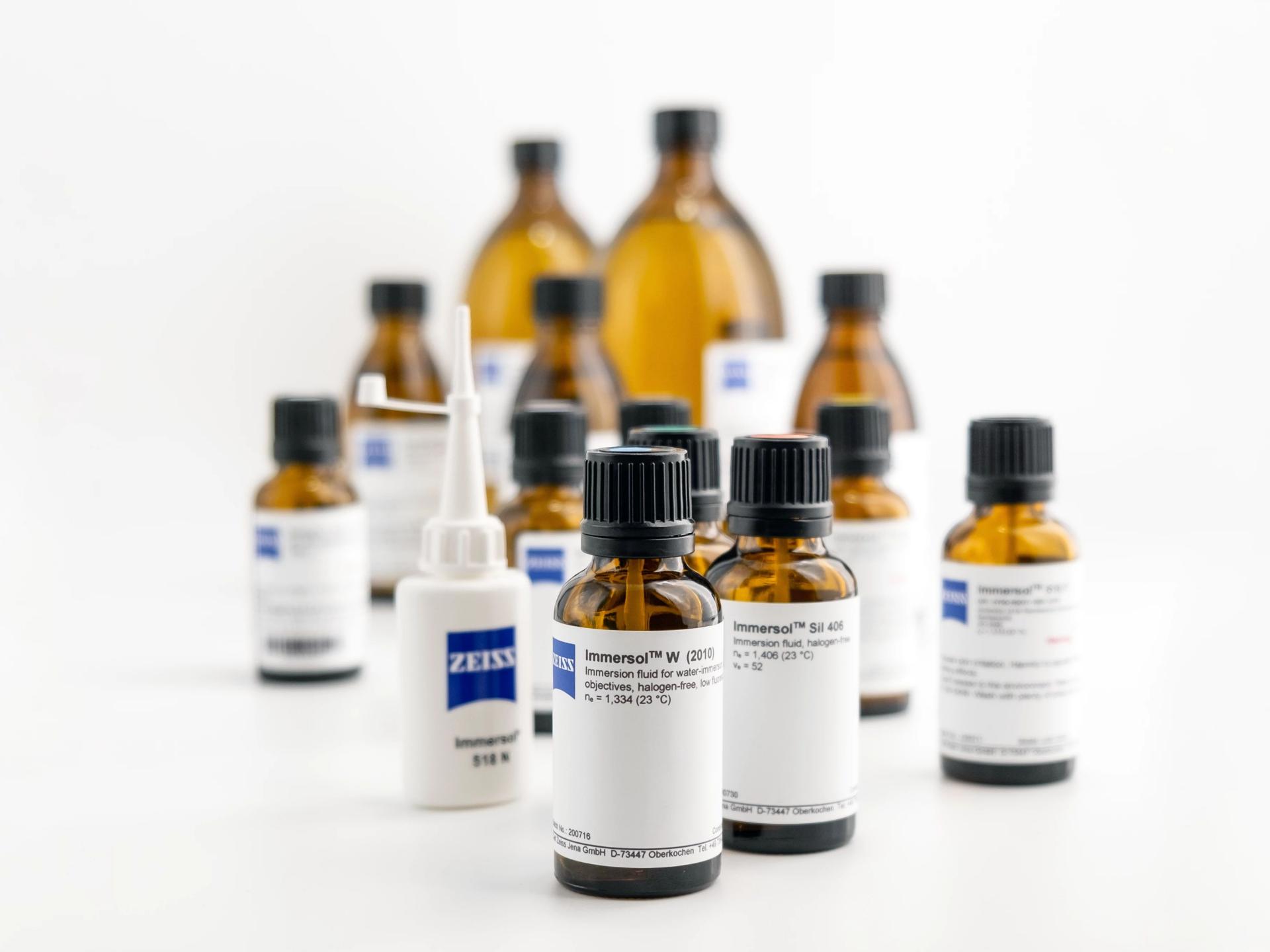Group of immersion bottles