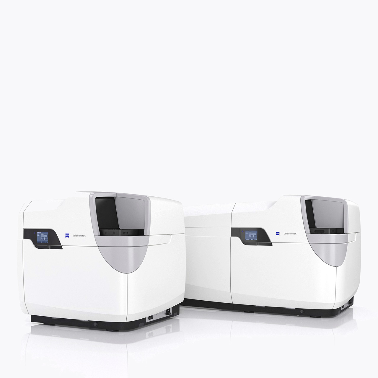 A small and large ZEISS Celldiscoverer 7 system