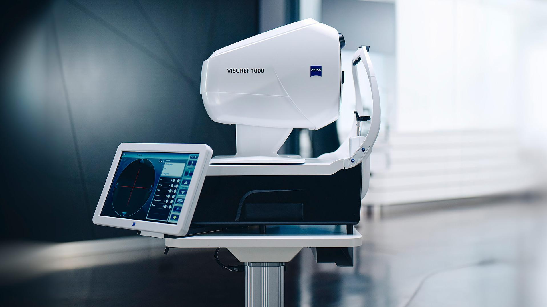 An image of the ZEISS VISUREF 600 from the side.